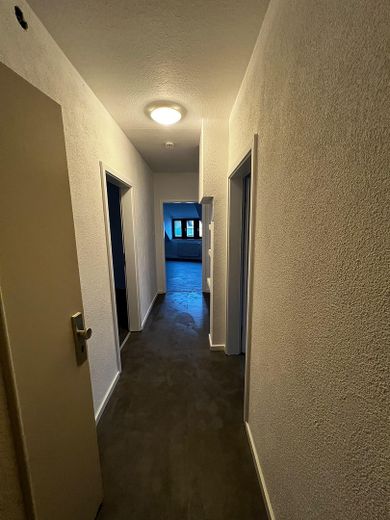 Świeżo wyremontowane 3-pokojowe mieszkanie własnościowe w centralnej lokalizacji – 77 m² – bez prowizji – Zdjęcie 3
