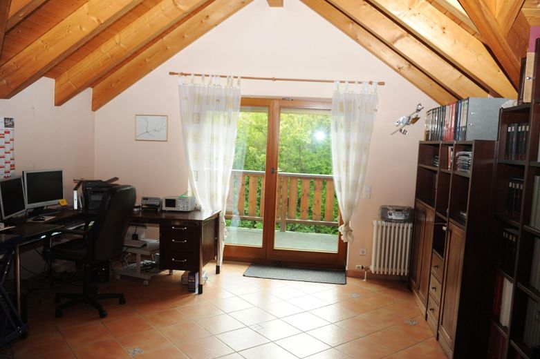 Arbeitszimmer mit Balkon