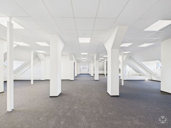 Eden-Ehbrecht-Immobilien_Bürofläche_Kreyenbrück_DG_001
