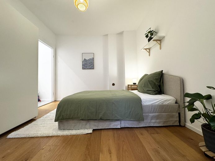 Tempelhof'ta eşyalı 1 odalı daire | Aralık 2026'dan itibaren | 6 ay – Schlafzimmer