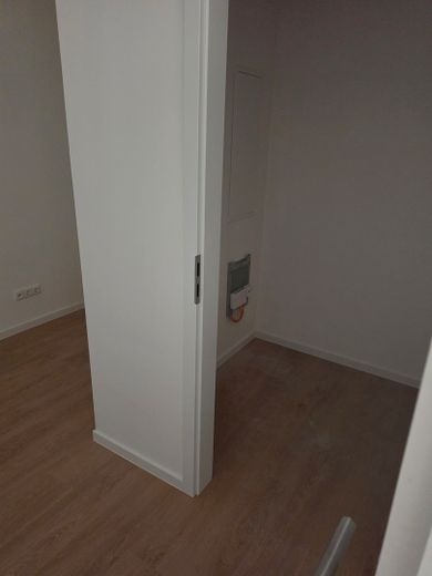Erstbezug: Moderne Obergeschosswohnung mit Balkon sowie energieeffizientem Wohnkomfort – Abstellraum