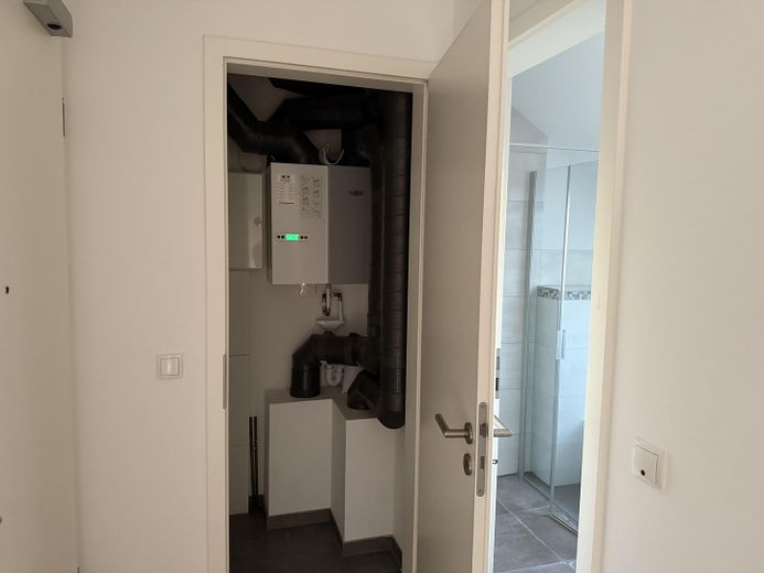 Pinneberg'de merkezi konumda balkonlu modern 1 odalı daire – Fotoğraf 5