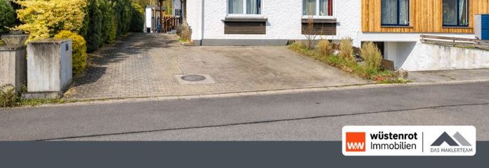 Doppelhaushälfte mit großzügiger Einliegerwohnung - Seltene Gelegenheit in bester Wohnlage