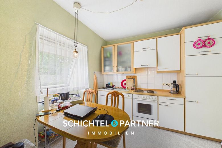 Huchting | Freistehendes Ein- Zweifamilienhaus mit großem Grundstück – S&amp;P | Küche
