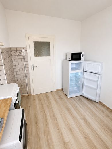 Helle und gepflegte 3 Zimmer Wohnung mit Einbauküche in Nürnberg! – Küche