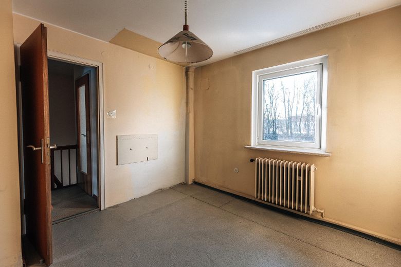 Traumhaftes Gartengrundstück 507qm Nähe Isarhochufer in Pullach mit großem Potential – Arbeitszimmer Erweiterung Bad