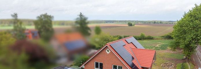 Casa Viebrock di alta qualità, terreno edificabile incluso e possibilità di esercitare un'attività commerciale