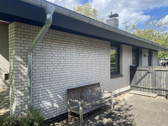 Perle an der Göhrde - Gepflegter Bungalow in Pommoissel – Aussen _ Eingangsseite