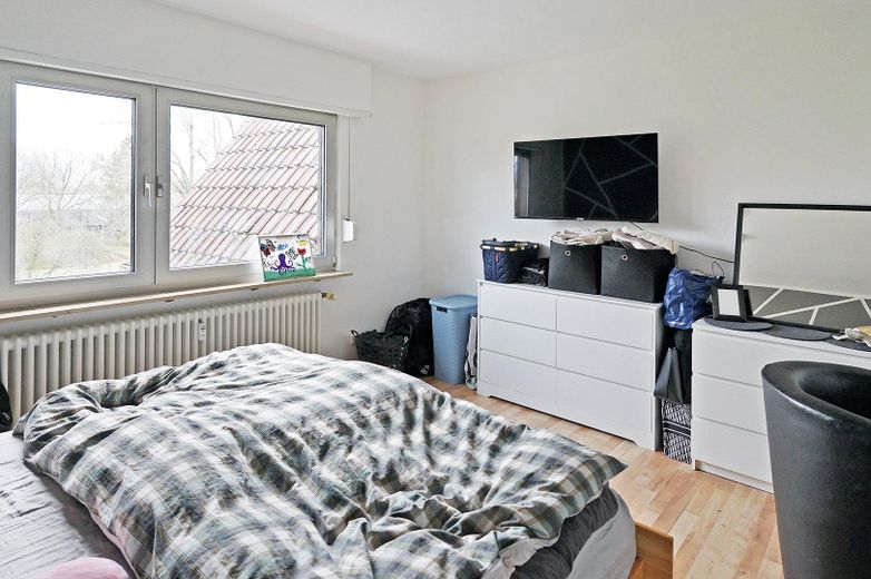 Schlafzimmer DG