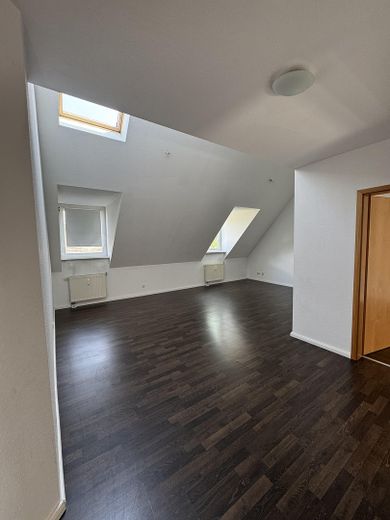 stilvolle 2-Zimmer-DG-Wohnung mit beeindruckender Raumhöhe - zentral in Mz-Kastel, von privat – Foto 12