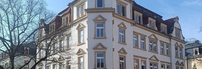 Dresden, ETW im Stadtteil Striesen, Nähe Blaues Wunder – Erker Frontansicht 2. Stock