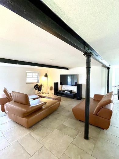 Leben zwischen Land und Meer – Stilvoll modernisierter Resthof – Wohnzimmer EG