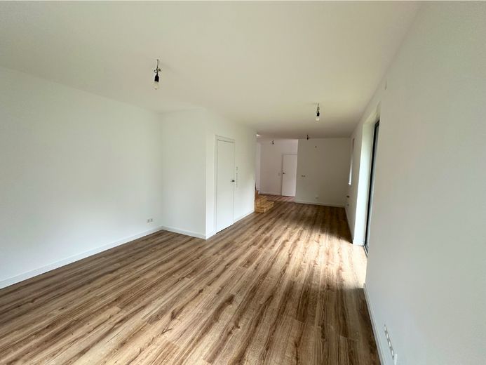 Nowy dom w Berlinie-Müggelheim – A+, taras na dachu, ogród, 4,5 pokoju, bez prowizji – Zdjęcie 10