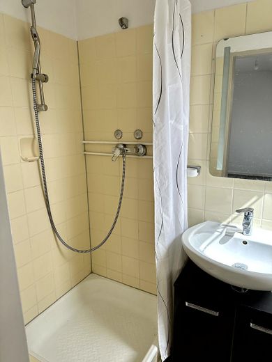 Duschbad mit Tageslicht