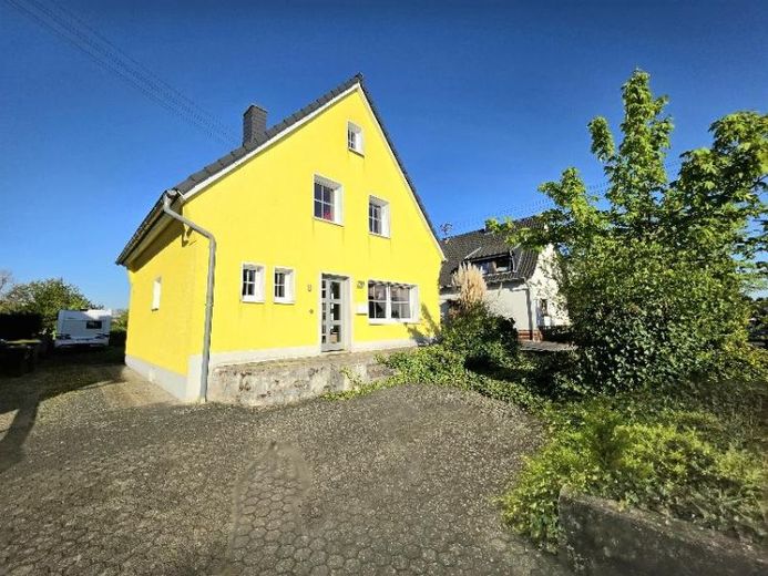 Freistehendes Einfamilienhaus Niederkassel Zentrum Kernsanierung 2013 Wärmedämmung 1607m² Grundstück – Foto 1