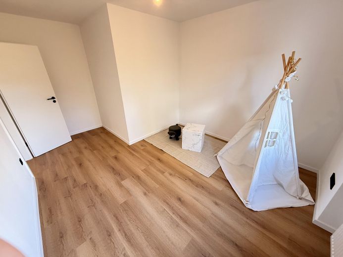 ERSTBEZUG - Vollständig sanierte 3-Zimmer-Wohnung mit Loggia und ca. 4 % Mietrendite in Nbg-Zabo – Kinderzimmer
