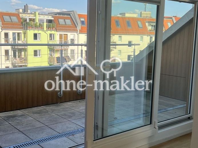5-Zimmer-Wohnung mit schöner Dachterrasse Nähe Prenzlauer Berg – Foto 1