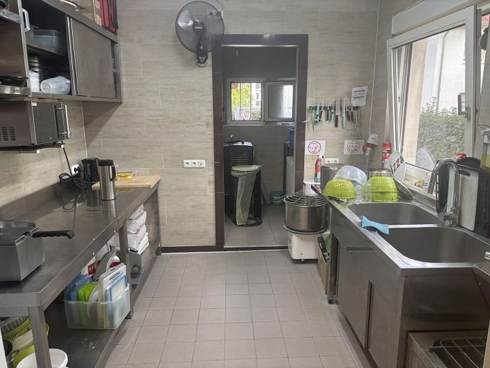 Casa residencial y comercial en ubicación céntrica – Foto 24