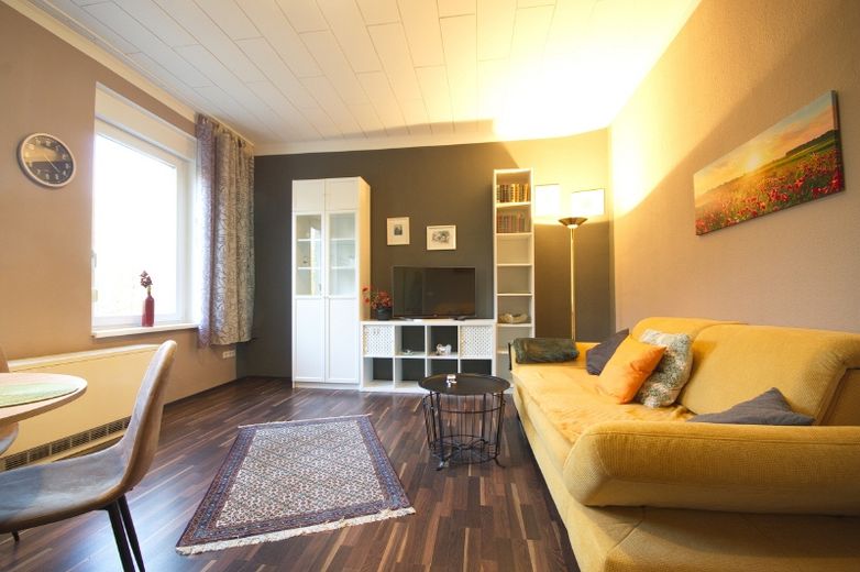 Ruhig gelegene Wohnung mit Internetzugang und Terrassenplatz, sehr gute Parkmöglichkeiten, grüne Umgebung – e11e3572e65c8606b8f19a472c8ce7502a88a34b.jpg