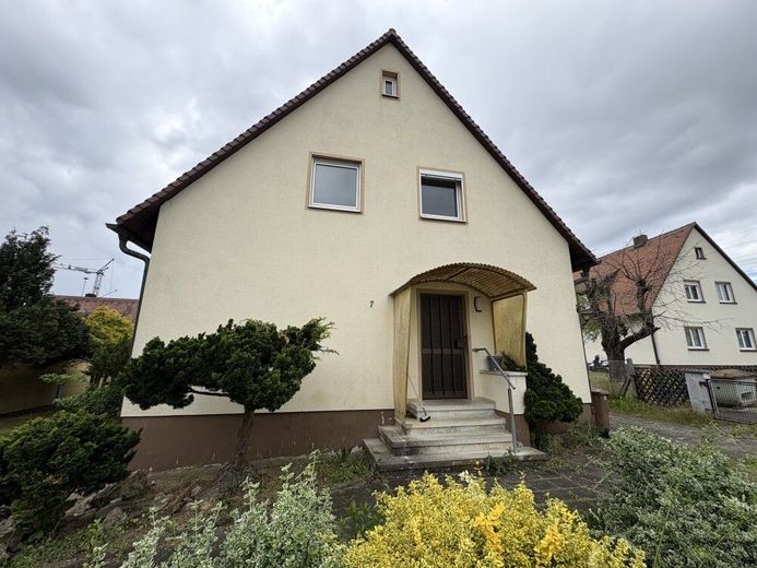 Stein-Unterweiherbuch Haus für Handwerker günstig kaufen statt hohe Mieten zahlen in bester Lage – EFH und Grundstück Stein 011