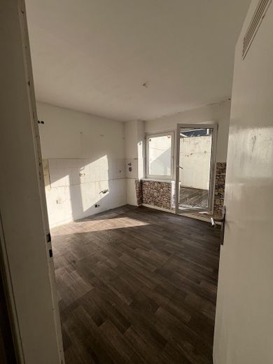 115 m² Wohnkomfort mit XXL-Terrasse in Duisburg Rheinhausen – Küche