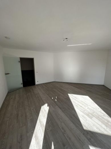 Helle 3-Zimmer-Wohnung in Nähe zum Bahnhof Mering – Wohnzimmer 2