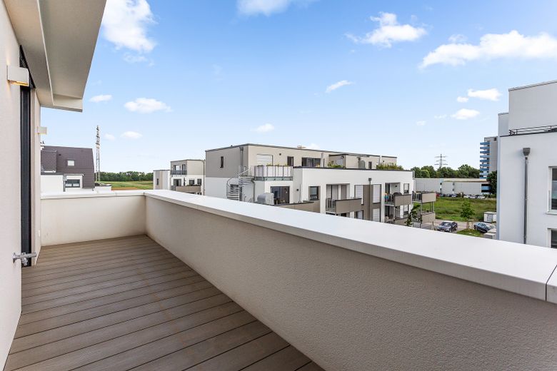 Exklusives Einfamilienhaus mit hochwertiger Ausstattung, Garage und Garten – DG - Dachterrasse