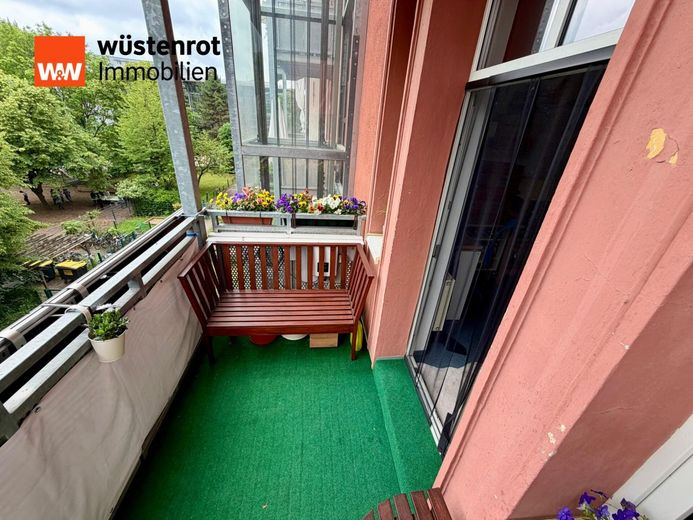 LIBERO AL ROGITO! Luminoso appartamento di 2 locali con due balconi nel cuore di Berlino-Friedrichshain – Balkon Hof