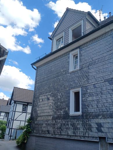 Sehr schöne vier Zimmer Wohnung im Bergischen Schieferhaus – Foto 11