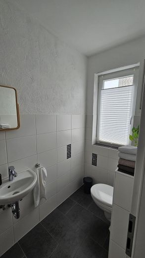 Neuwertige Doppelhaushälfte in Geseke direkt von privat – Foto 4