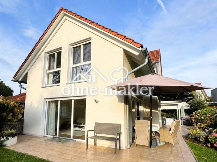 Lichtdurchflutetes, liebevoll gepflegtes Einfamilienhaus – Foto 1