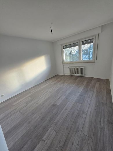 Renovierte 2-Zi-Whg in zentraler Lage von Frankfurt-Bergen Enkheim Stellplatz inklusive – Foto 15