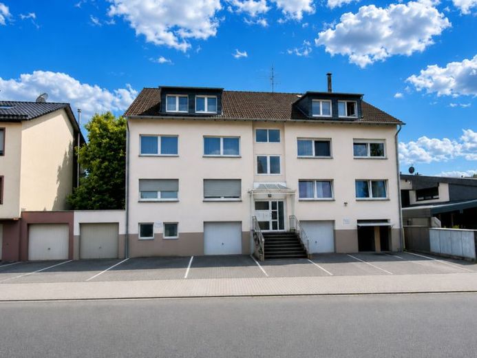 Wohnen mit Wohlfühlfaktor: Gepflegte Wohnung mit sonnigem Balkon und Stellplatz – फोटो 1