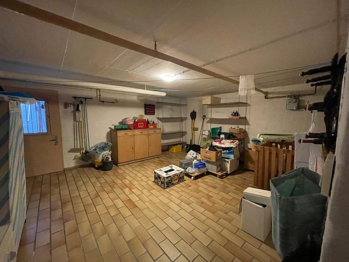 Kellerraum 1 mit Gartenzugang