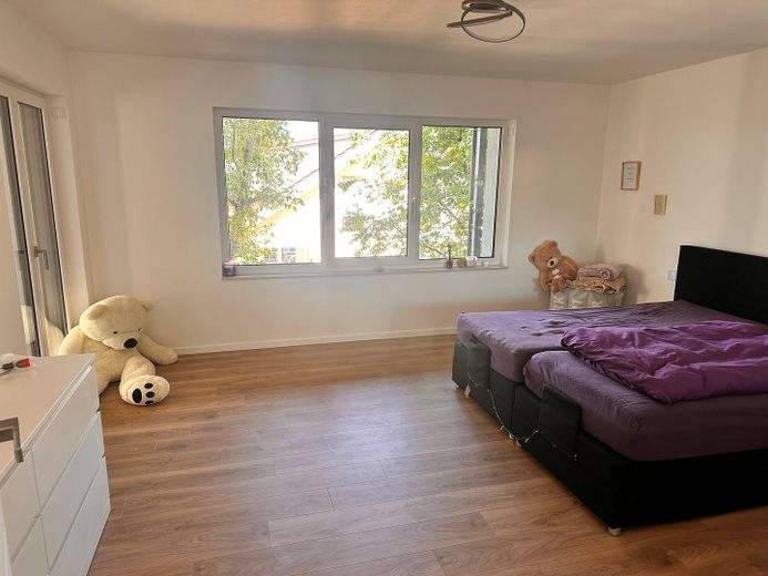 Exklusive Designvilla mit Panoramablick+Einliegerwohnung – Luxus, der Maßstäbe setzt – UG Schlafzimmer