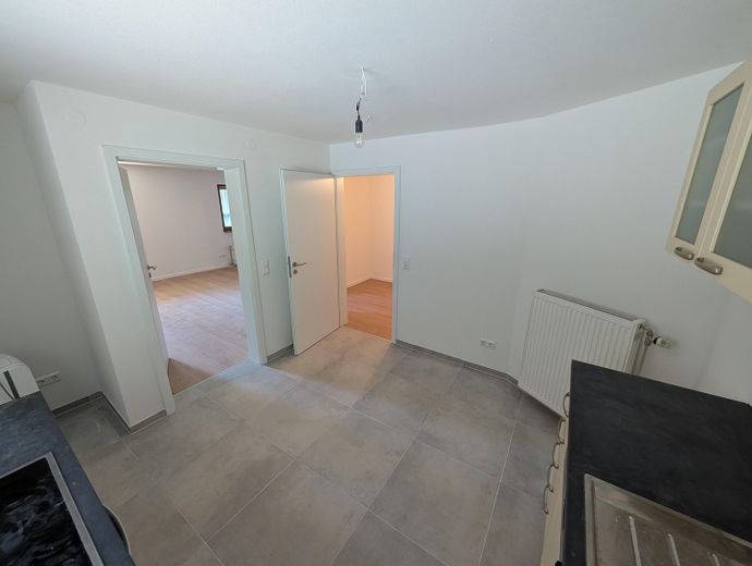 High-quality, bright & perfect for working from home: well-maintained 4-room apartment in Eutingen – Küche