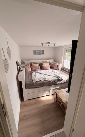 #Maison individuelle ou bifamiliale de 160 m² + potentiel de construction supplémentaire – TV Zimmer EG