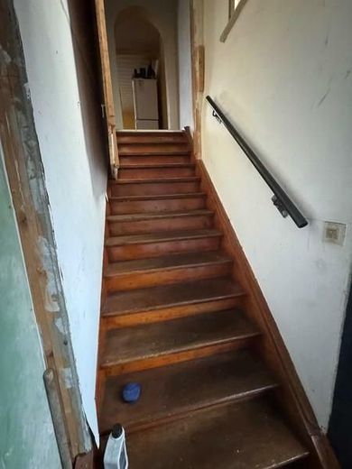31 Treppe zum OG