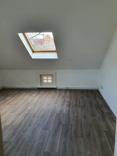 Historyczny dom szachulcowy w Eisenach: 218 m², duży ogród, od zaraz wolny i z bardzo korzystnym dofinansowaniem! – Zdjęcie 18