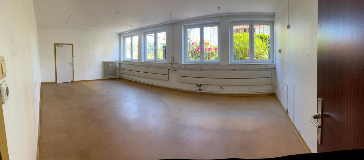 Local professionnel & commercial à Neustadt am Rübenberge – Photo 1