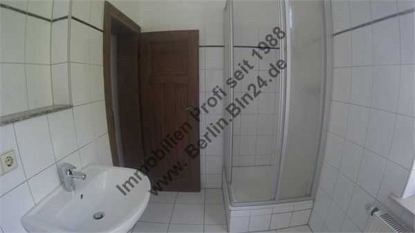 - saniert -- Halle - 3er WG tauglich - Bruttomiete-- Mietwohnung – G0039553