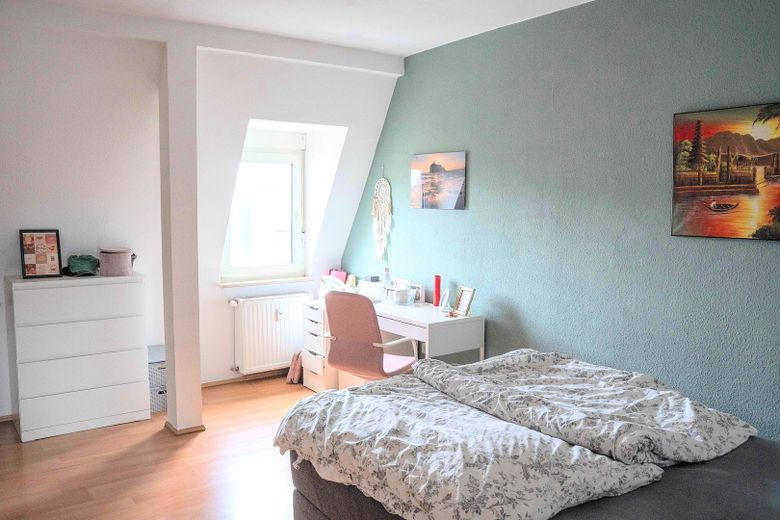 helle 3-ZKB in Neckarau mit Balkon – WG-tauglich – Zimmer