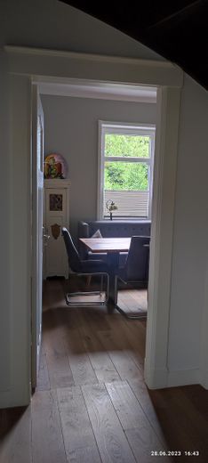 Großes Stadthaus in Niebüll – Eingang zum Esszimmer