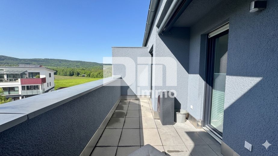 Exklusives Penthouse-Juwel mit 360 Grad Panorama-Dachterrasse in Baunatal-Großenritte – Balkon / Terrasse 3 Panorama