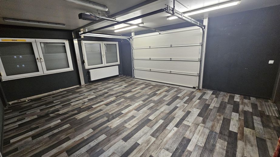 AUTOHANDEL-AUTOPLATZ- AUTOVERMIETUNG-VERKAUFSPLATZ-FREIFLÄCHE – Foto 5