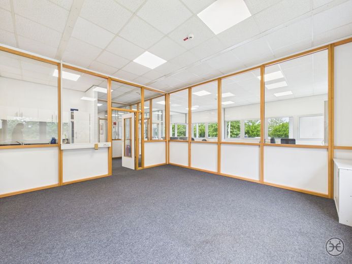 Büro &amp; Werkstattflächen in Industriegebiet zu Vermieten | Tweelbäke | Oldenburg – CAM05560G0-PR0049-STILL015