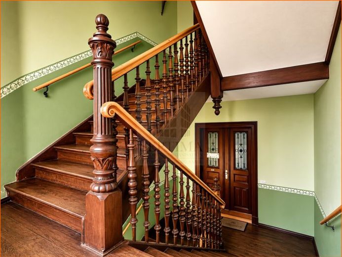 Mieszkanie 4-pokojowe z balkonem – wynajęte i długoterminowo interesujące – Foto 1