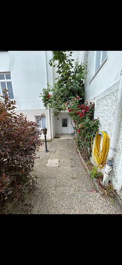 2-Zimmer-Souterrainwohnung mit spektakulärem Blick – Foto 3