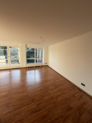 Wohnzimmer-Essbereich