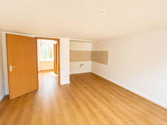 2-Zimmer-Wohnung in bester Altstadtlage – Erstbezug nach kompletter Modernisierung – Wohnzimmer